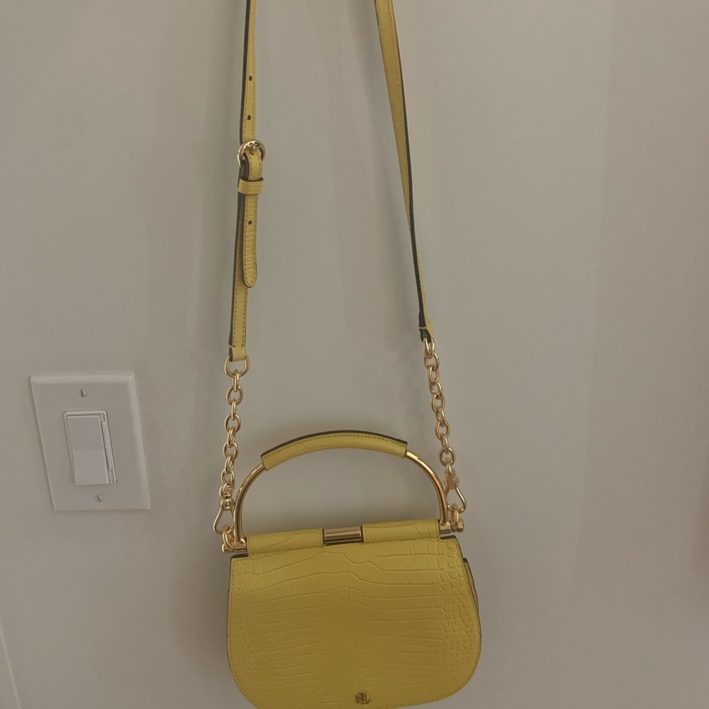 Lauren Ralph Lauren round leather purse